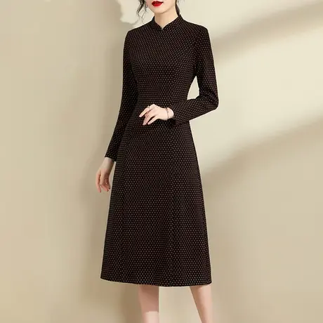 【1件7.9折】春季新品百搭打底裙女简约气质优雅收腰针织连衣裙图片