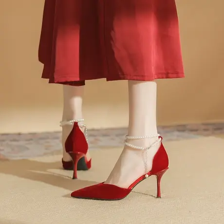 包头凉鞋2023夏季新款绒面红色婚鞋中空珍珠一字带尖头细跟高跟鞋商品大图