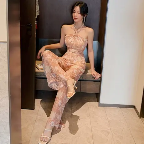 印花雪纺休闲度假网红丝绸连体裤2024夏季新款碎花阔腿气质连衣裤图片
