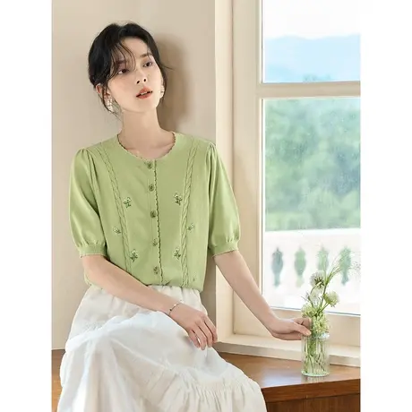茵曼田园清新针织衫2023秋女装新款圆领绣花五分袖短袖显瘦上衣图片