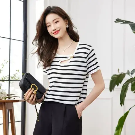 时尚气质设计感格纹针织衫女士2023年夏季新款小众减龄显瘦上衣商品大图