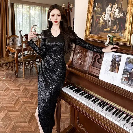 黑色年会礼服裙轻奢小众高端小礼服女性感修身亮片开叉连衣裙新款图片