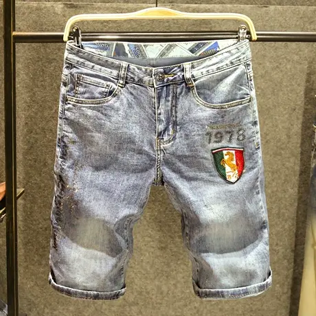高端烫钻牛仔短裤男款修身韩版百搭弹力马裤潮牌勋章刺绣五分裤子商品大图