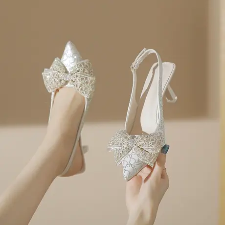 尖头包头凉鞋2023夏季新款蝴蝶结水钻后空侧空扣搭高跟鞋气质温柔商品大图