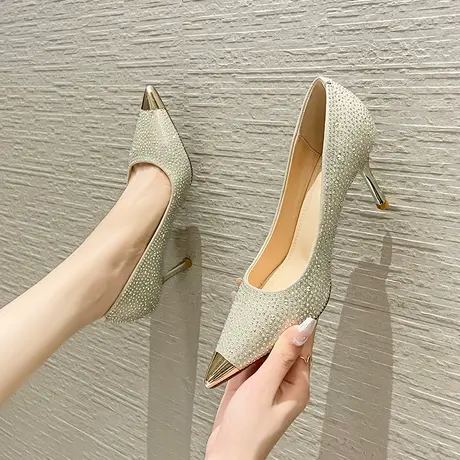 2023年新款秋季水钻气质尖头细跟单鞋水晶高跟鞋女细跟设计感小众图片