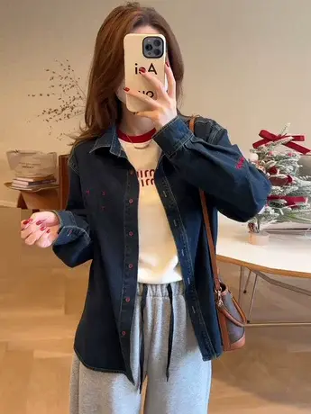 牛仔衬衫女2024春季新款简约设计感刺绣休闲百搭减龄蓝色衬衫外套商品大图