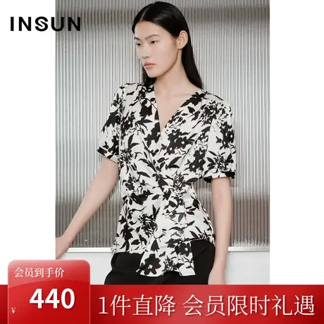 恩裳COVER2023夏装新款绒面缎黑白剪影印花前胸褶皱设计抗皱衬衫图片