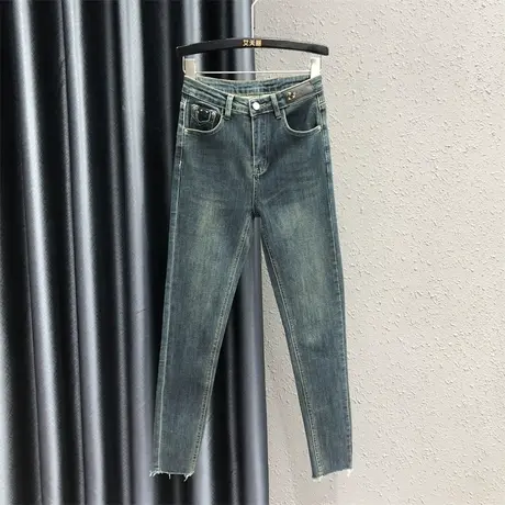 23秋季新款个性贴标休闲弹力小脚铅笔裤女紧身牛仔裤ins港味长裤图片