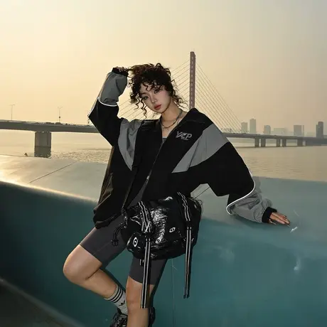 YEP潮牌拼接运动外套女春秋2024年新款薄款宽松oversize夹克上衣商品大图