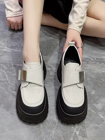 小众单鞋女款2024春季新款网红复古百搭小个子厚底韩系小皮鞋潮图片
