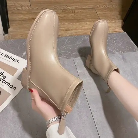 英伦风短靴子女2023秋季新款厚底方头复古小众瘦瘦靴时尚马丁靴女图片