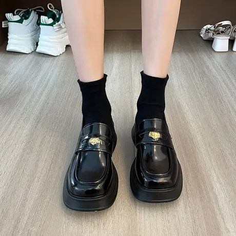 黑色复古英伦风春秋小皮鞋女2024新款金币厚底法式一脚蹬乐福单鞋图片