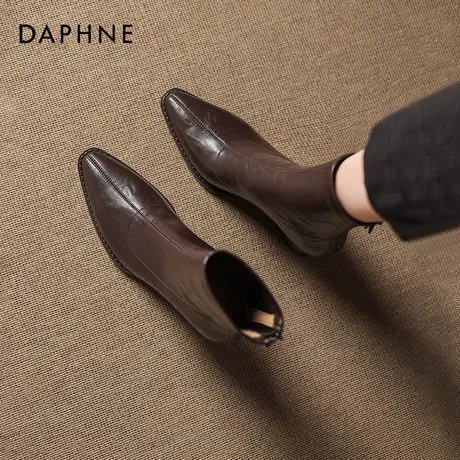 达芙妮棕色短靴女2025新款秋冬加绒尖头瘦瘦靴粗跟女士女款女靴子图片