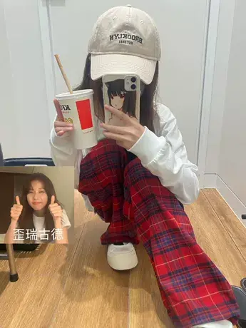 优家同款法兰绒纯棉红色格子文艺风休闲裤直筒宽松长裤商品大图