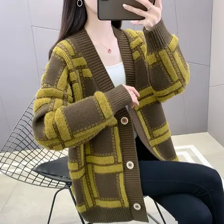 2023春装新款V领宽松大码格子毛衣外套女慵懒加厚设计感针织开衫商品大图