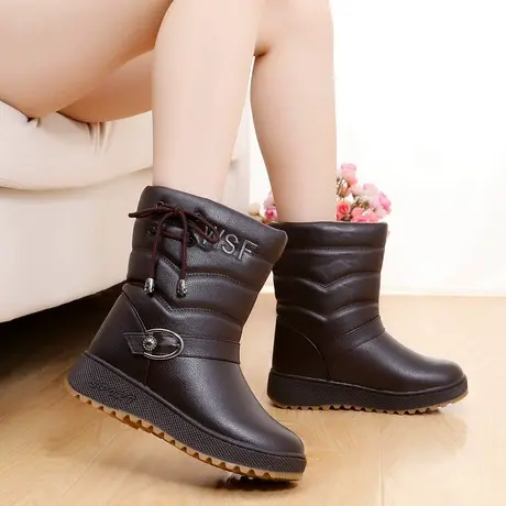 冬季雪地靴女中筒防水防滑短靴加绒加厚保暖棉鞋中老年人高帮靴子图片