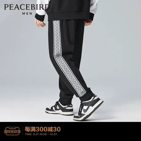 太平鸟男装老花织带拼接卫裤2023年冬季时尚休闲男士宽松休闲长裤商品大图