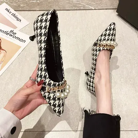 高跟鞋女通勤细跟2023春季新款小香风珍珠浅口尖头千鸟格低帮单鞋图片