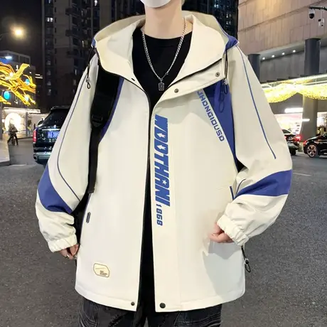 连帽外套男秋冬款港风工装夹克男潮牌青少年春季户外冲锋衣褂子男图片