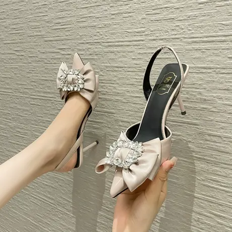 包头凉鞋女2023年夏季新款尖头蝴蝶结水钻中空后空气质细跟高跟鞋商品大图