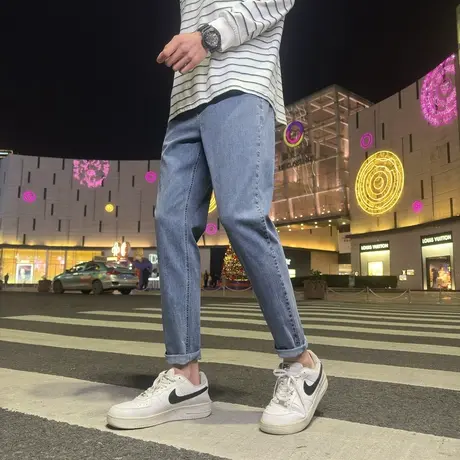 唐狮春秋季新款牛仔裤男弹力修身小脚裤百搭经典潮流裤子男图片