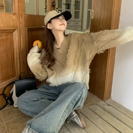 othermix 渐变色V领流苏毛衣女2023秋冬新款宽松慵懒风针织短上衣商品大图