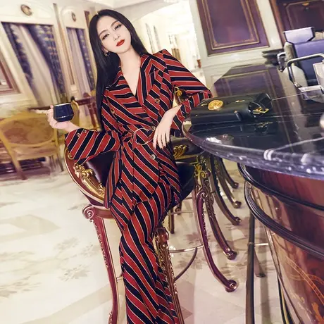 VJE时尚女王范OL套装新款印花双排扣西装外套喇叭裤两件套图片