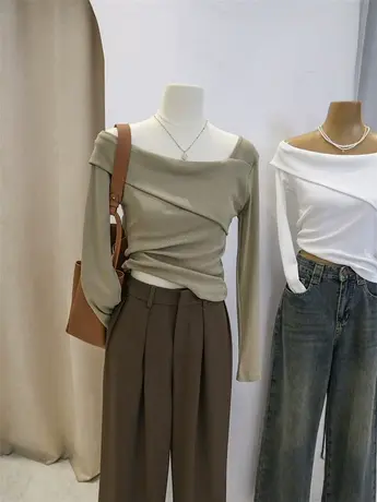 不规则斜领长袖t恤女秋季内搭设计感纯欲风露肩修身显瘦别致上衣商品大图