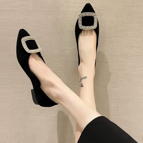 尖头浅口2024新款大码小皮鞋41一43平底秋季真皮磨砂软底42女单鞋图片