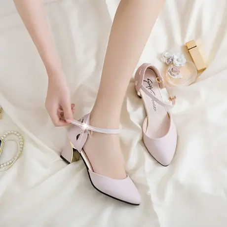 2023新款尖头粗跟高中跟包头凉鞋女春夏百搭韩版一字扣带中空单鞋商品大图