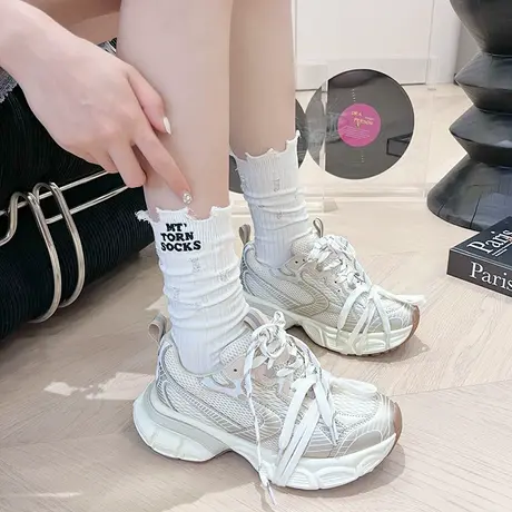 白色破洞袜子女春秋季网红街头风刺绣字母乞丐风日系堆堆袜商品大图