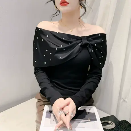 春装2024新款T恤女性感别致一字领拼接烫钻上衣女修身长袖打底衫图片