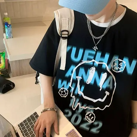 短袖t恤男夏季美式涂鸦笑脸印花休闲上衣ins潮流纯棉落肩款半袖衫商品大图