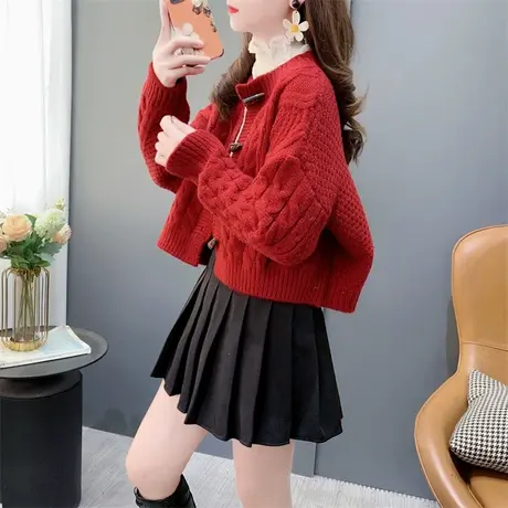 复古软糯牛角扣红色毛衣外套女春季2024年新款短款小个子针织开衫图片