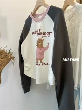 韩国NEW 插画毛衣小熊长袖T恤女插肩袖撞色短款上衣tee洋气打底衫图片
