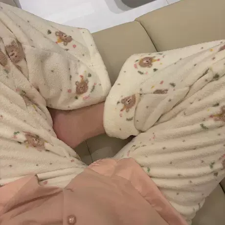 新款秋冬季加厚睡裤雪粒绒元气小熊甜美可爱家居长裤女暖呼呼图片