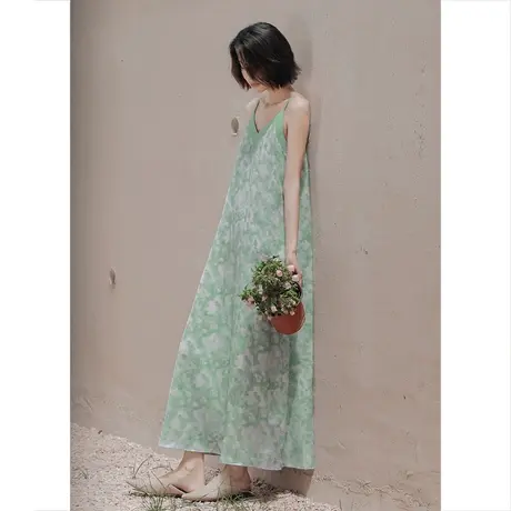 弥古海边度假连衣裙绿色三亚吊带裙法式雪纺长裙女夏高级感沙滩裙图片