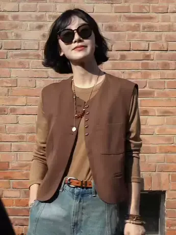 欧洲站2023早秋新款高质感单排扣无袖纯色西装马夹百搭宽松马甲女商品大图