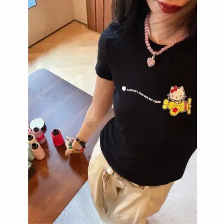 美式辣妹kitty黑色正肩短袖t恤女夏季新款修身显瘦短款设计感上衣图片
