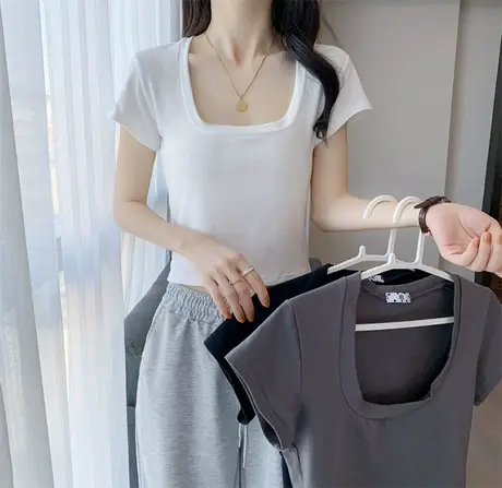 2023年春夏季新款别致小众设计感短款白色U领短袖T恤潮短上衣女装商品大图