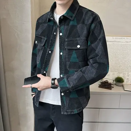 复古个性花色拼接牛仔外套秋季新款痞帅休闲宽松翻领上衣迷彩夹克图片