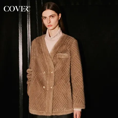 COVER冬季菱形格压花貂毛绒外套商品大图