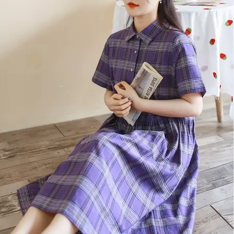 胖妹妹气质紫色格纹衬衫领连衣裙 加大码2023夏新款过膝长裙200斤商品大图