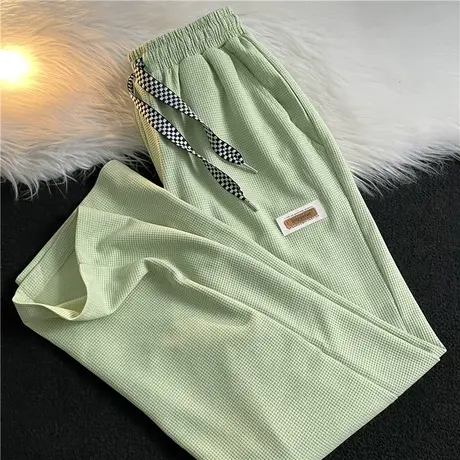 绿色冰丝裤子男夏季薄男裤2023新款潮牌休闲华夫格速干运动直筒裤商品大图