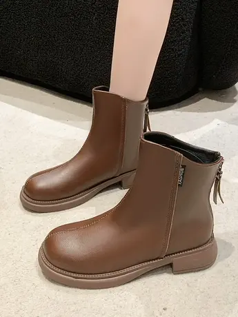 软底显脚小短靴女鞋子2023年秋冬新款英伦风平底瘦瘦靴炸街马丁靴图片