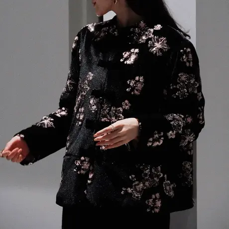 丝绒棉服女2023新款新中式盘扣秋冬加厚短款外套四色亮片钉珠上衣商品大图