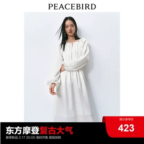 太平鸟法式镂空慵懒连衣裙2024春新款度假风长袖雪纺飘逸长裙气质图片