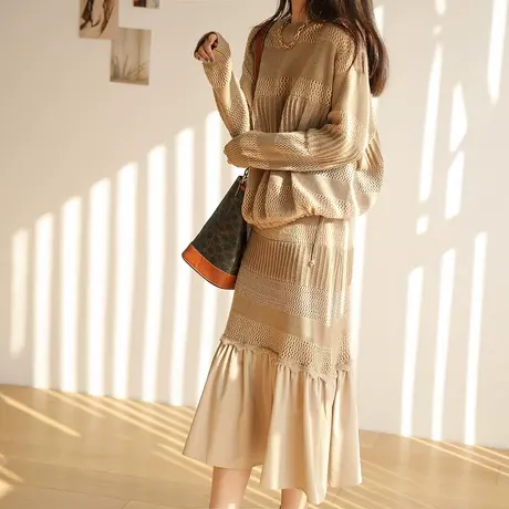 专享【清仓特价仅需199元】软糯毛衣女日系慵懒针织衫半裙高级感图片