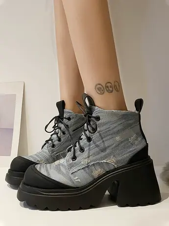 英伦风马丁靴女夏款2023年超火时尚百搭高级感粗跟高跟牛仔短筒靴图片