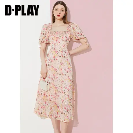 DPLAY夏新法式度假温柔落樱花海木耳边装饰印花长沙滩裙图片